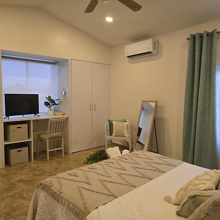 Rooi Santo Residence Palm Beach Ngoại thất bức ảnh