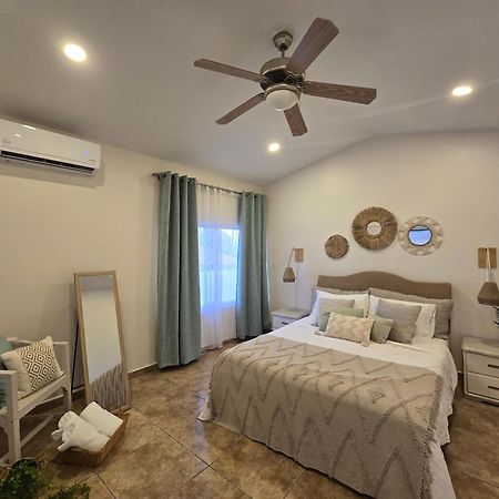 Rooi Santo Residence Palm Beach Ngoại thất bức ảnh
